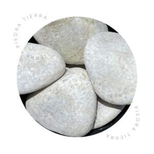 Piedra marmoleada blanca